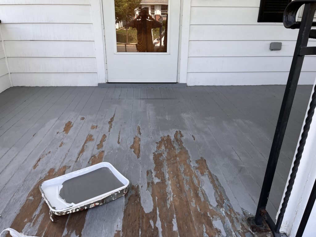 The floor in the middle of concrete work, showing the ongoing construction process